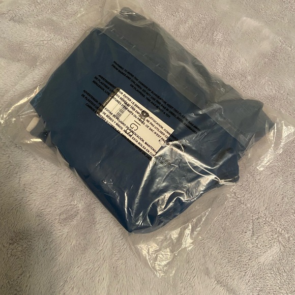 Figs Women’s Sydney Deep Reef Blue Jacket NWT! - Picture 5 of 14